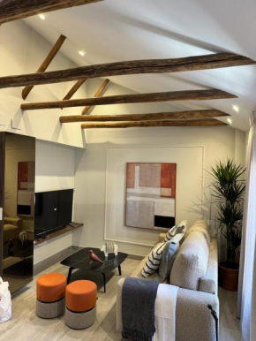 Suspiro Penthouse 301 by Florentia Homes, Granada